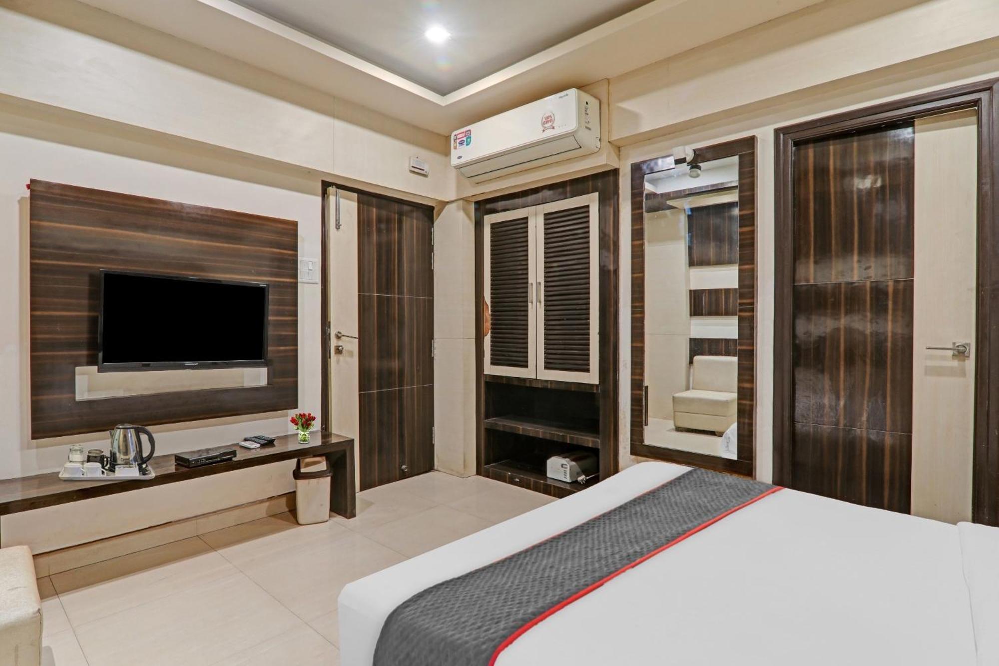 Townhouse 1182 Hotel Tirupati Galaxy Kanpur Dış mekan fotoğraf