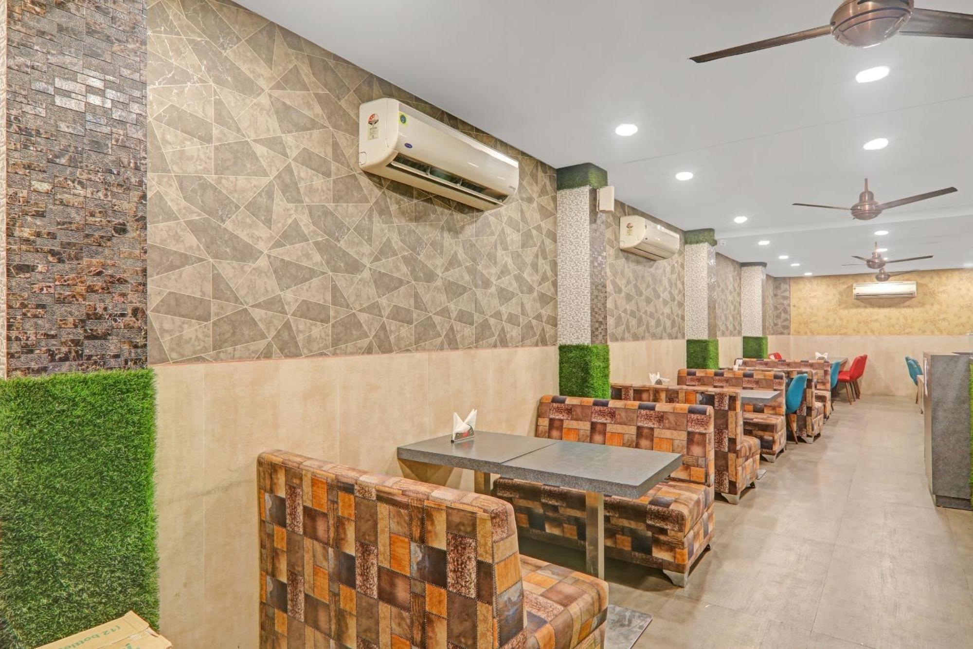 Townhouse 1182 Hotel Tirupati Galaxy Kanpur Dış mekan fotoğraf